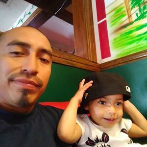 Meet your Posher, Luis